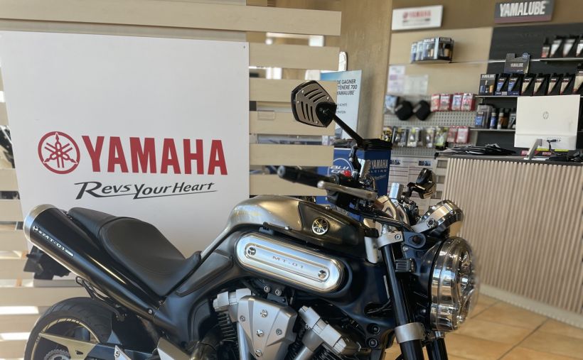 YAMAHA MT-01 0