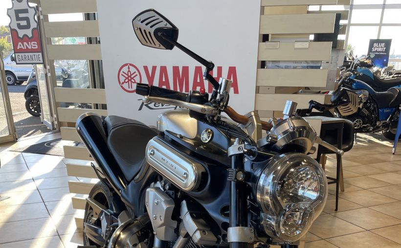 YAMAHA MT-01 1