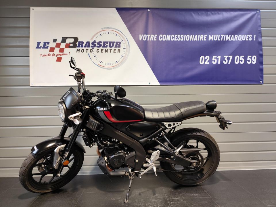 YAMAHA XSR 125 6