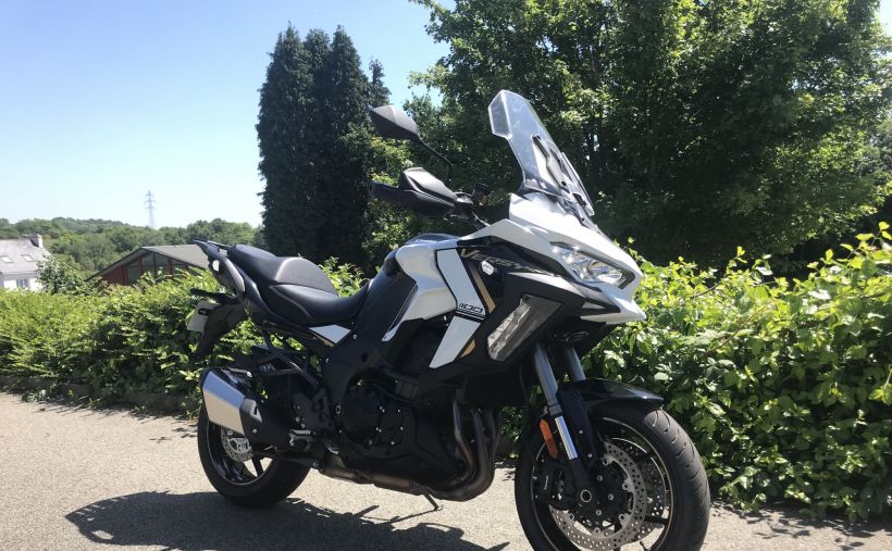 KAWASAKI VERSYS 1100 SE 0