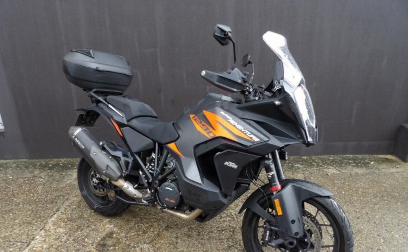KTM 1290 ADVENTURE S 2