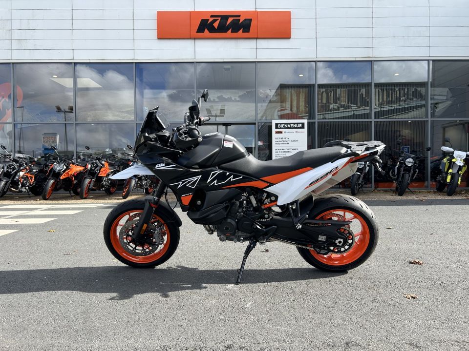 KTM 890 SMT 52
