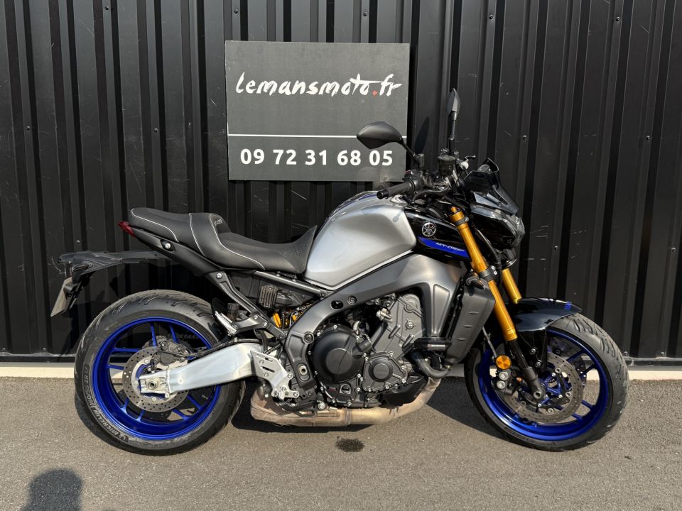 YAMAHA MT-09 SP 5