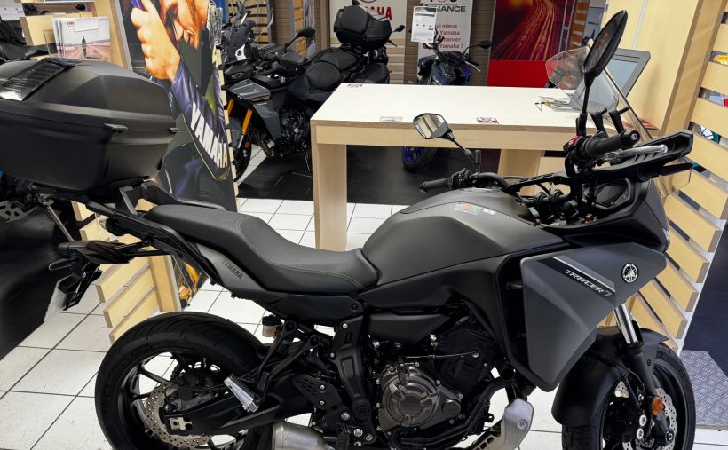 YAMAHA TRACER 7 0