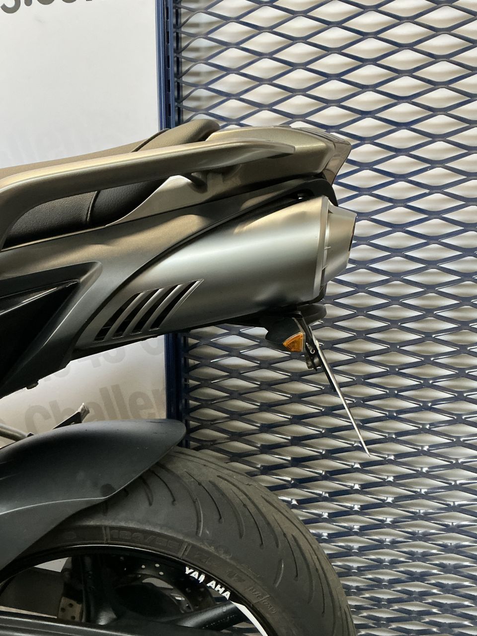 YAMAHA FZ6 600 FAZER GT 18