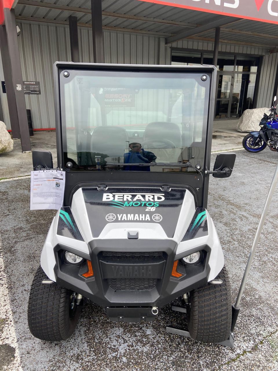 YAMAHA UMX/UMQ ELECTRIQUE 1