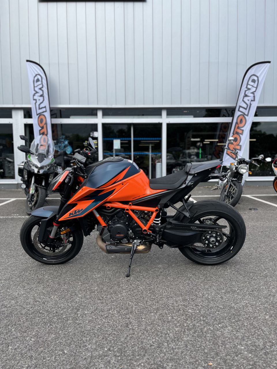KTM 1290 SUPER DUKE R 0