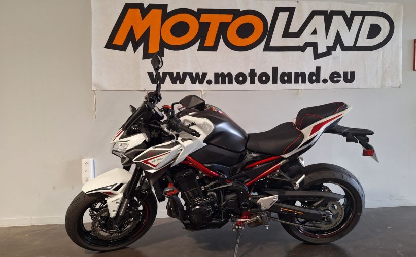 KAWASAKI Z 900 2