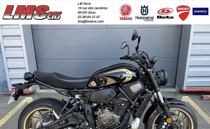 YAMAHA XSR 700 0