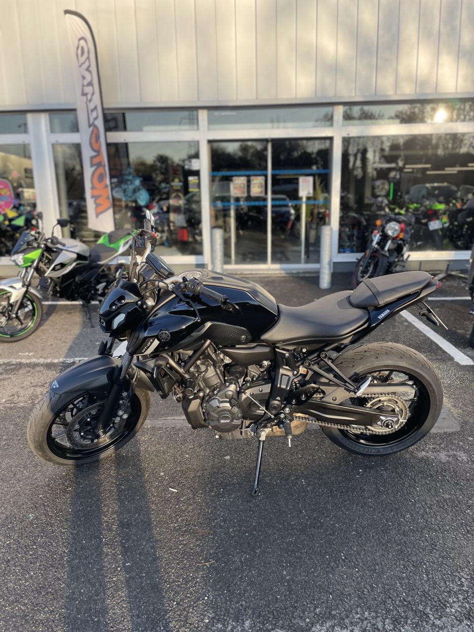 YAMAHA MT-07 0