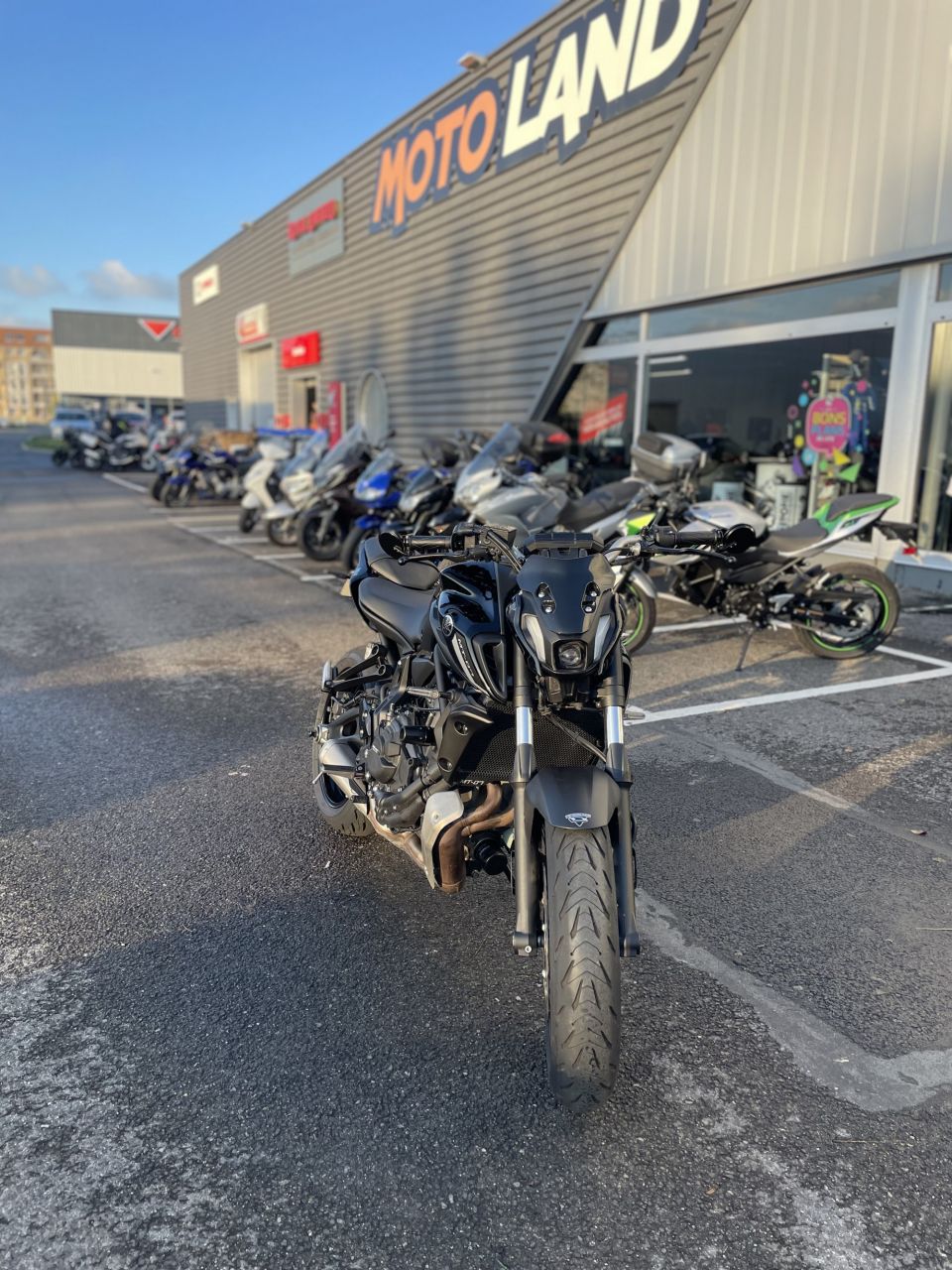 YAMAHA MT-07 6