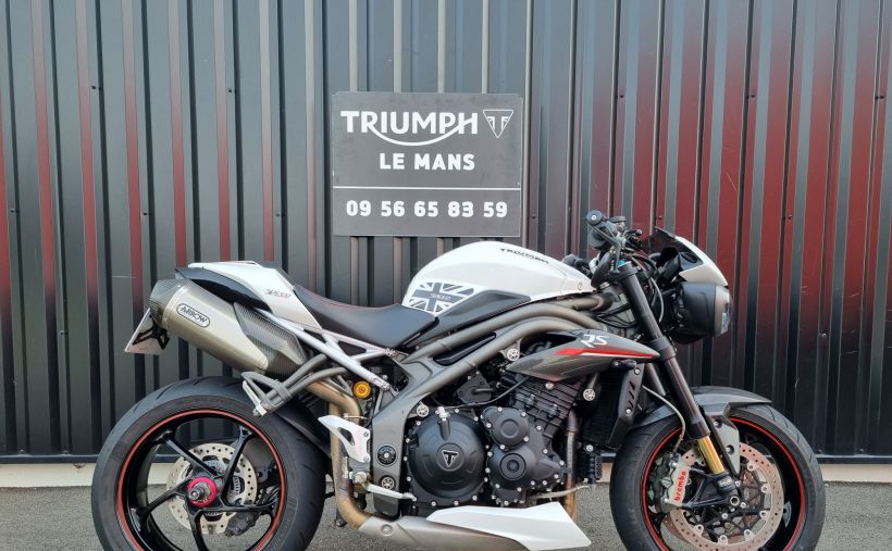 TRIUMPH SPEED TRIPLE 1050 RS 0