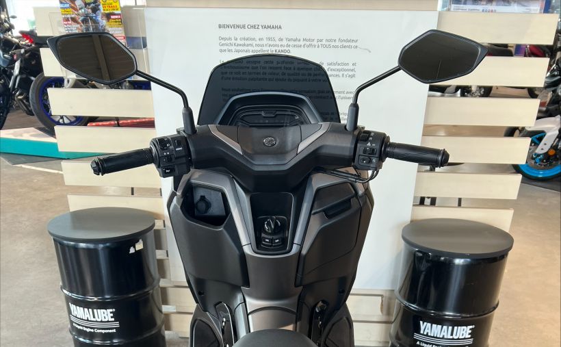 YAMAHA NMAX 125 6