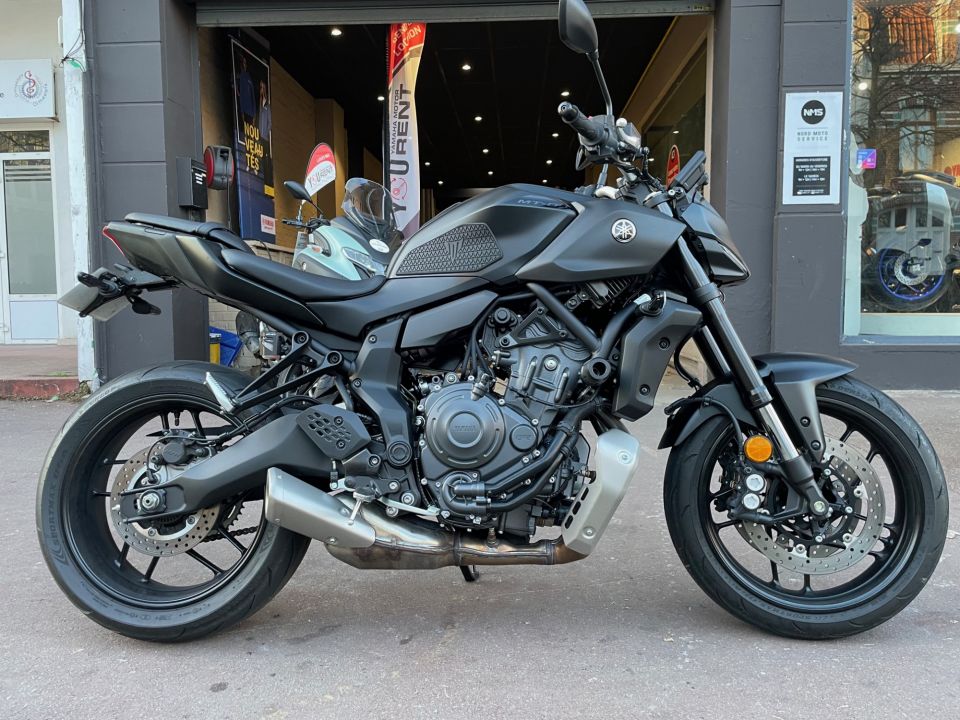 YAMAHA MT-07 0