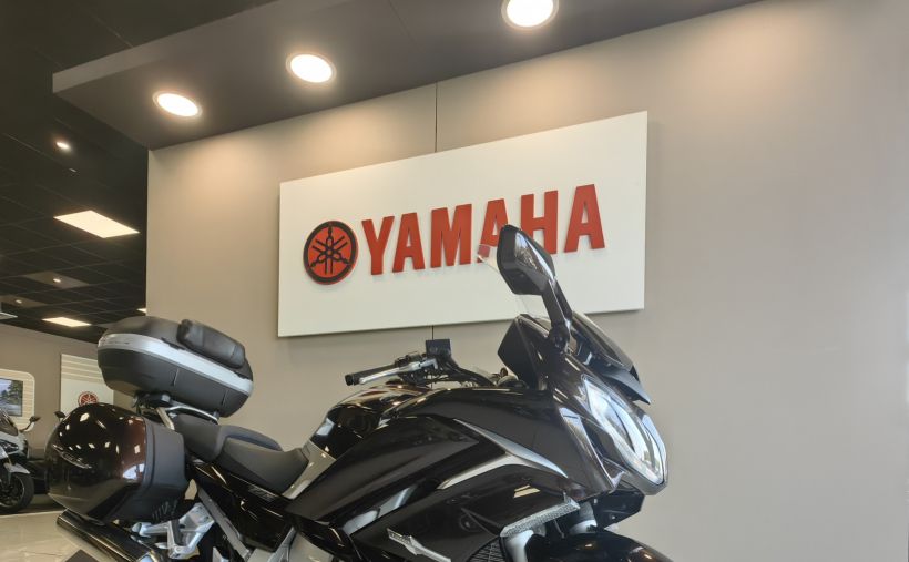 YAMAHA FJR 1300 ABS 7
