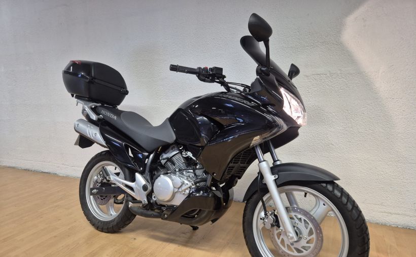 HONDA VARADERO 125 1