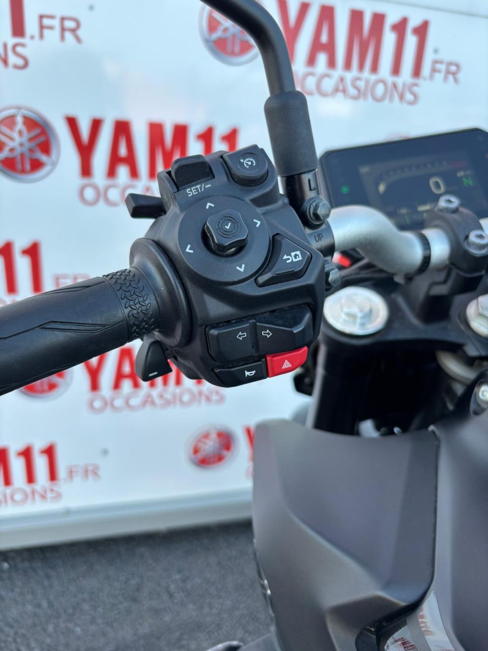 YAMAHA MT-07 Y-AMT 6