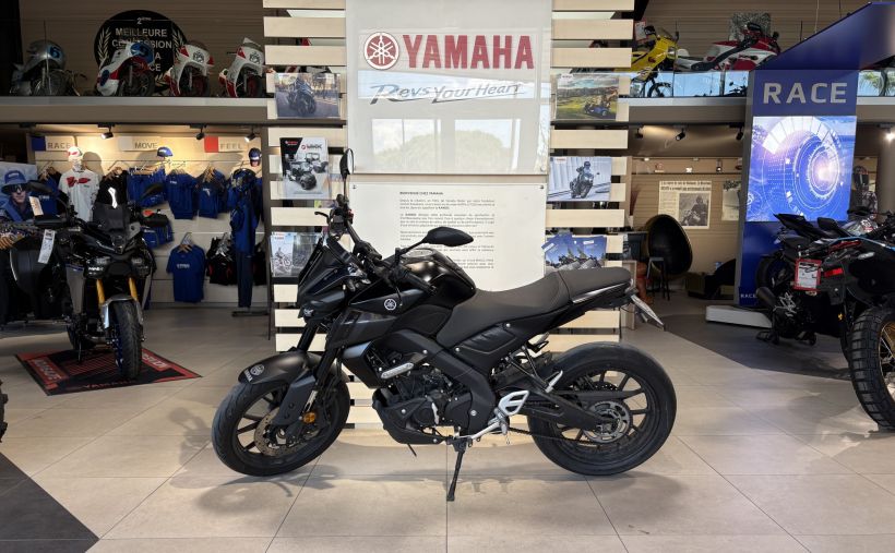 YAMAHA PROMOTION MT-125 TECH BLACK 67€/MOIS GTIE 12 MOIS 4