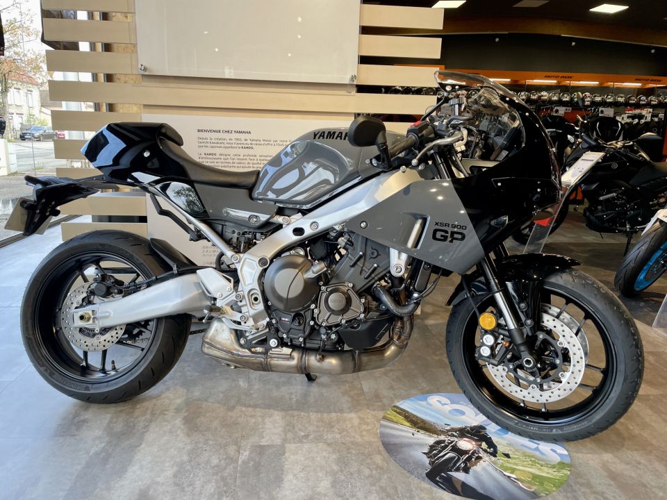 YAMAHA XSR 900 GP 35KW 0