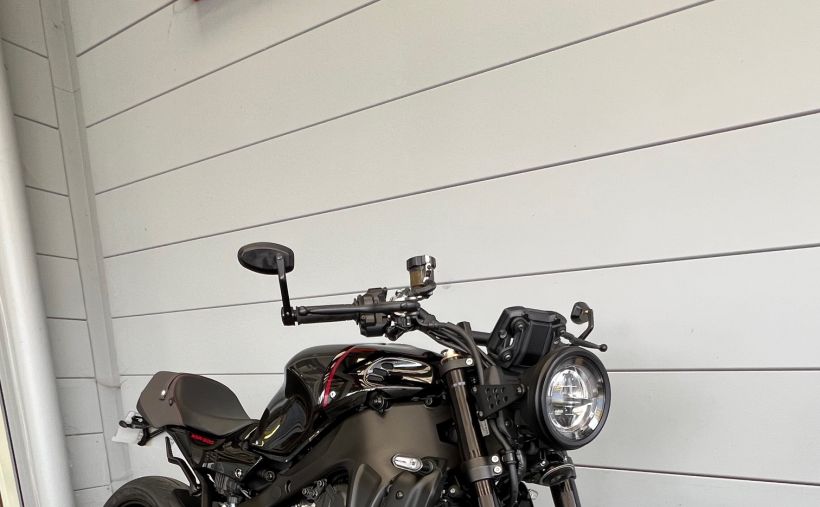 YAMAHA XSR 900 1