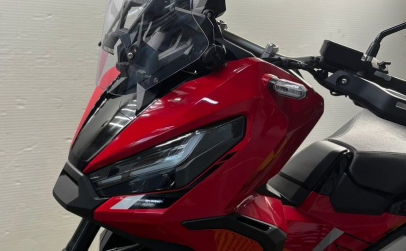 HONDA X-ADV 6