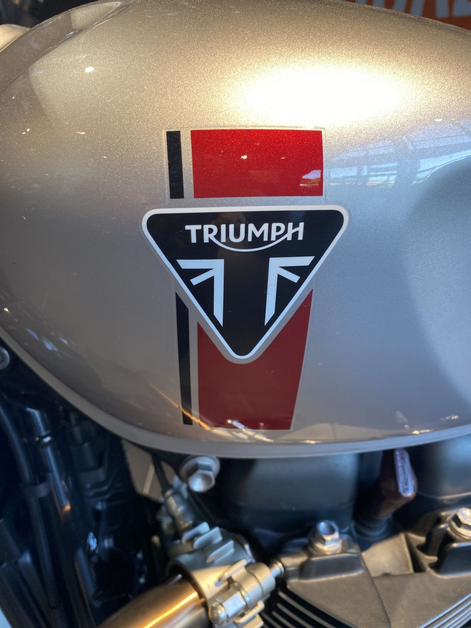 TRIUMPH SPEED TWIN 900 3