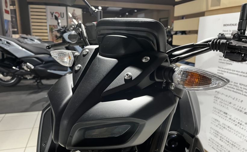 YAMAHA MT-125 ABS 4