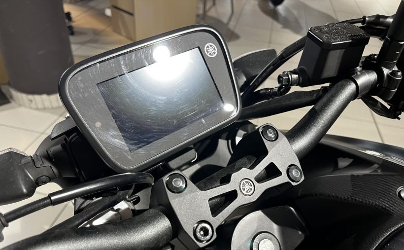 YAMAHA MT-125 ABS 7