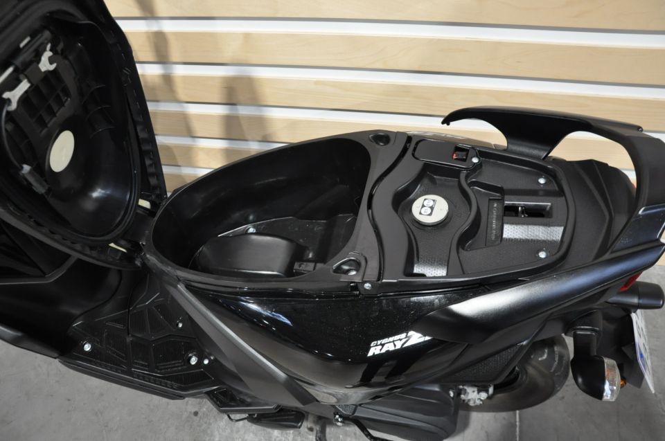 YAMAHA RayZR 125 15