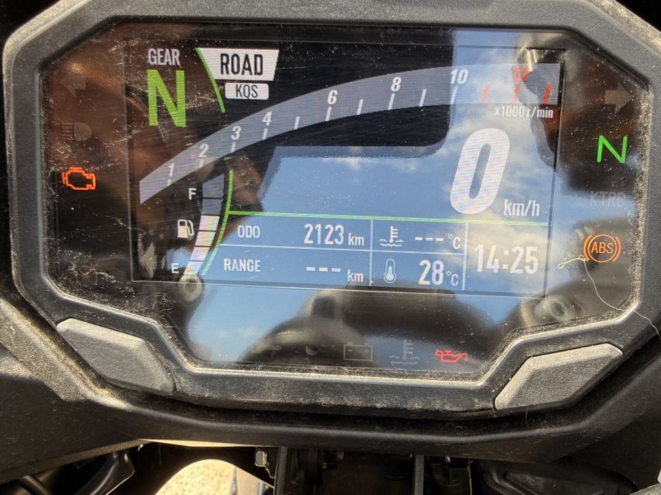 KAWASAKI NINJA 1000 SX 3