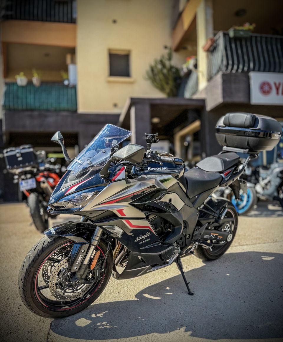 KAWASAKI NINJA 1000 SX 2