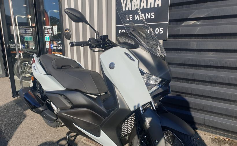 YAMAHA XMAX 300 Tech Max 20