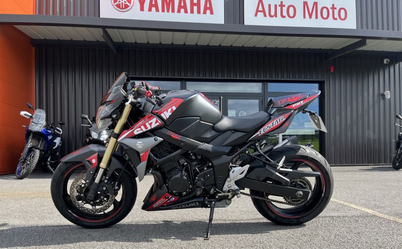 SUZUKI GSR 750 ABS 20