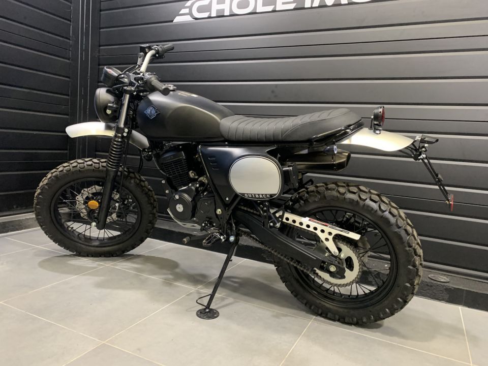 ARCHIVE MOTORCYCLE OUTBACK 125 SCRAMBLER 20