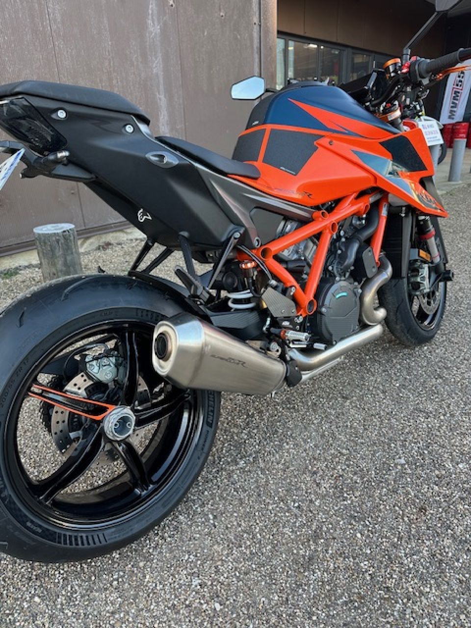 KTM 1290 SUPER DUKE R 12