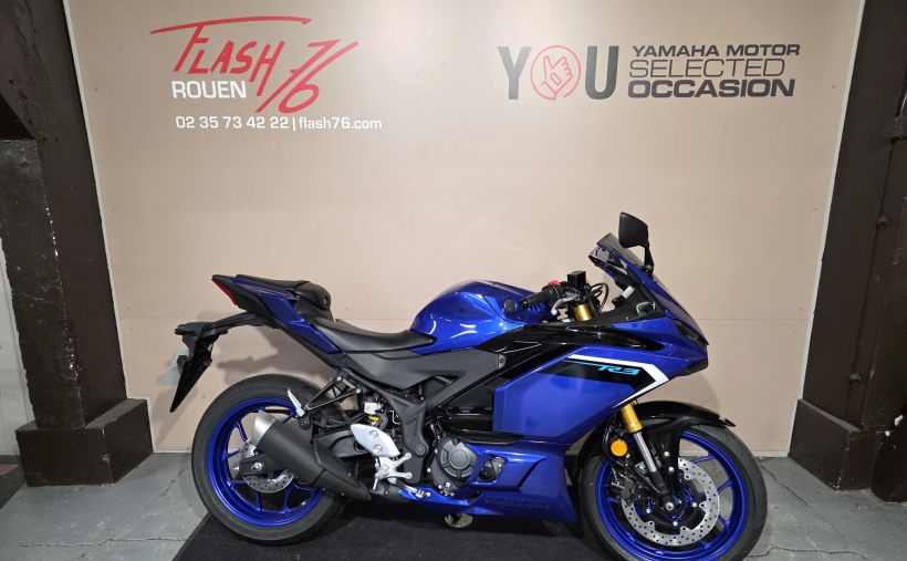 YAMAHA YZF-R3 0