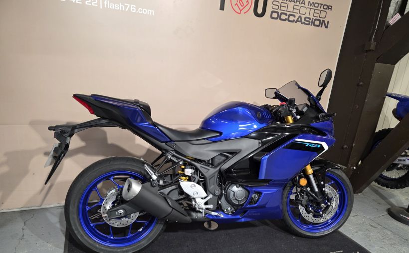 YAMAHA YZF-R3 3
