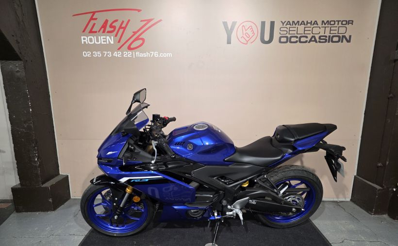 YAMAHA YZF-R3 1