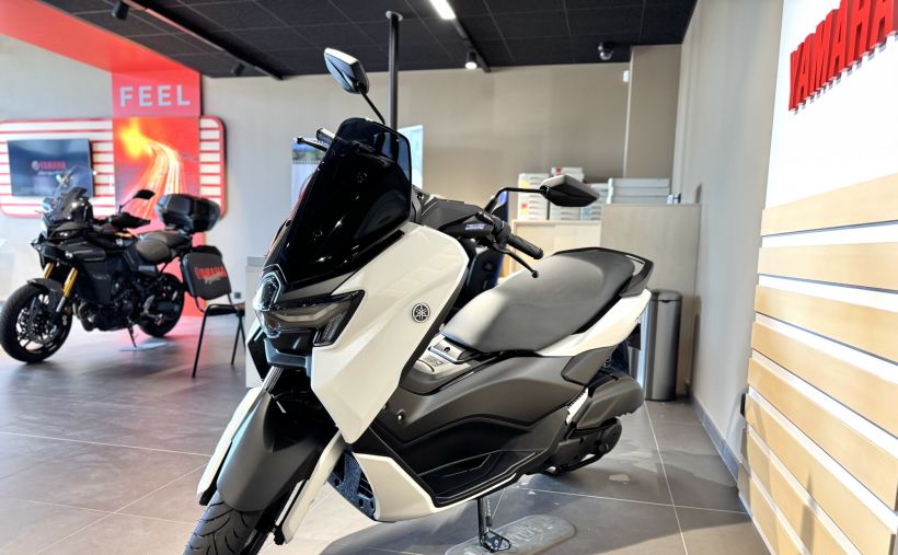 YAMAHA NMAX 125 2
