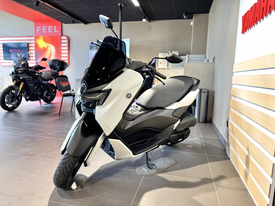 YAMAHA NMAX 125 2