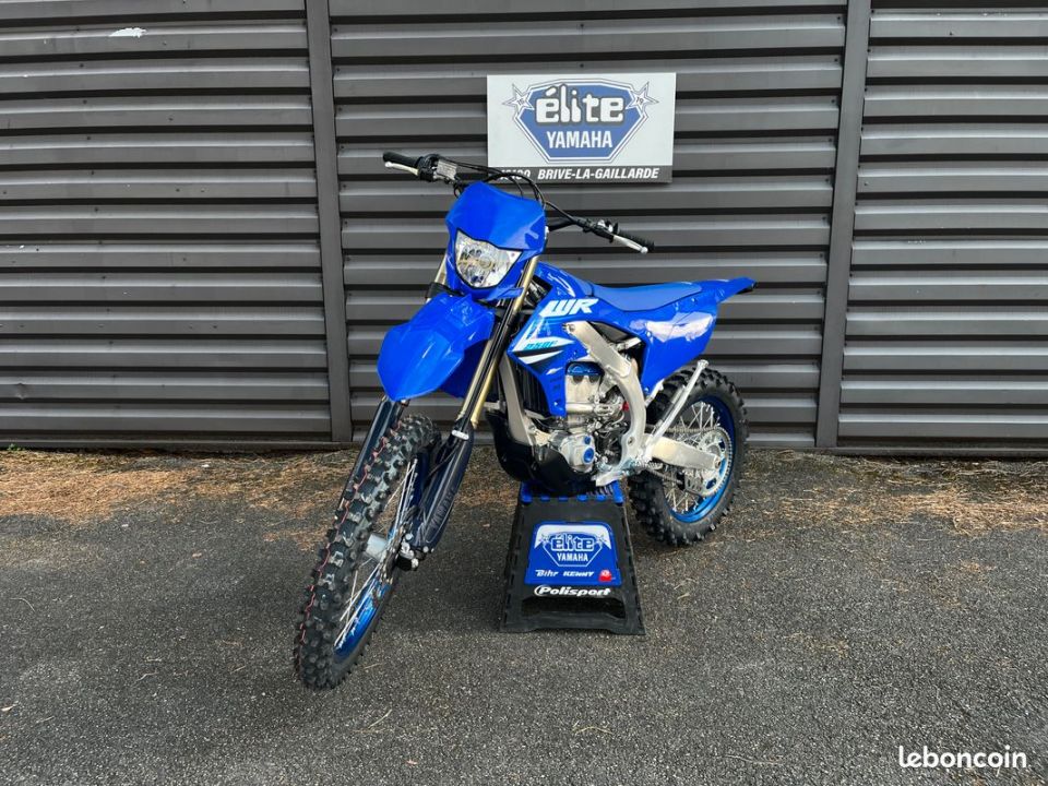 YAMAHA WR250F 1