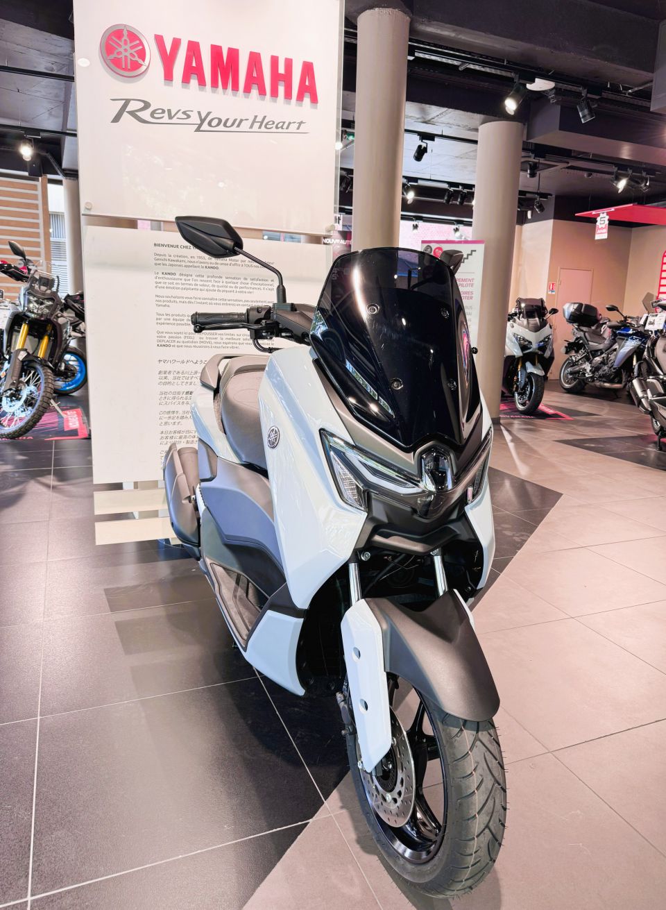 YAMAHA NMAX 125 TECH MAX 0