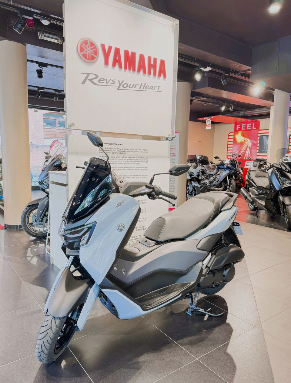 YAMAHA NMAX 125 TECH MAX 3