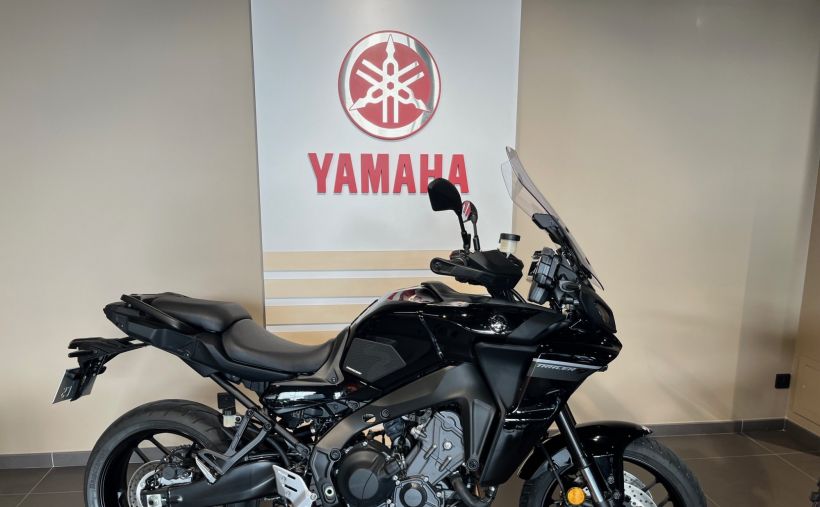 YAMAHA TRACER 9 0
