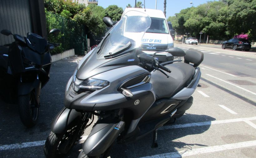 YAMAHA TRICITY 300 1