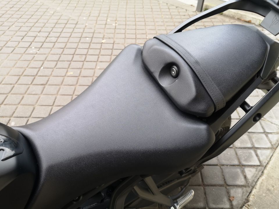 YAMAHA MT-09  Y-AMT 24