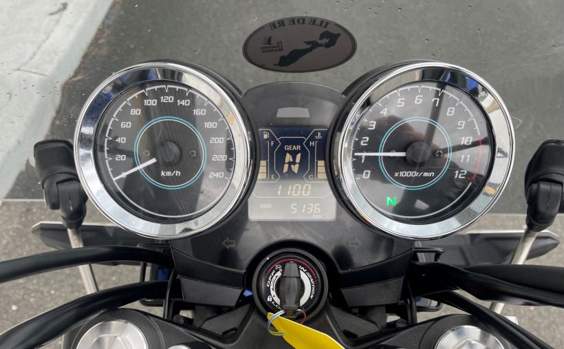 KAWASAKI Z 650 RS 26