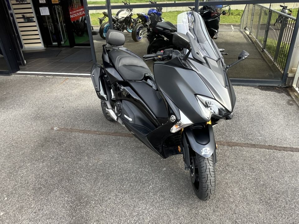 YAMAHA XP T-MAX 530 DX 1