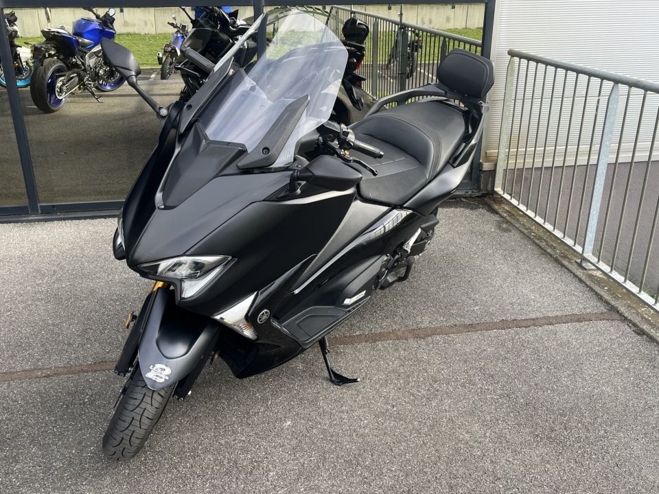 YAMAHA XP T-MAX 530 DX 3