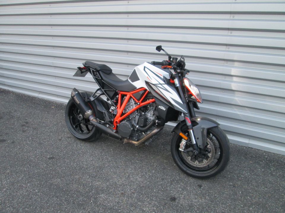 KTM 1290 SUPER DUKE R 0